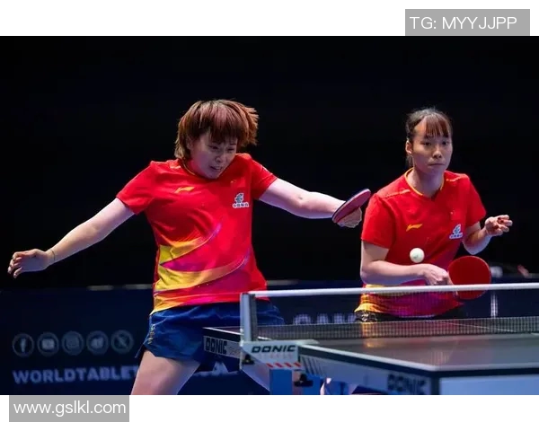 乒乓球与足球明星收入对比分析揭示体育明星财富差异与市场价值