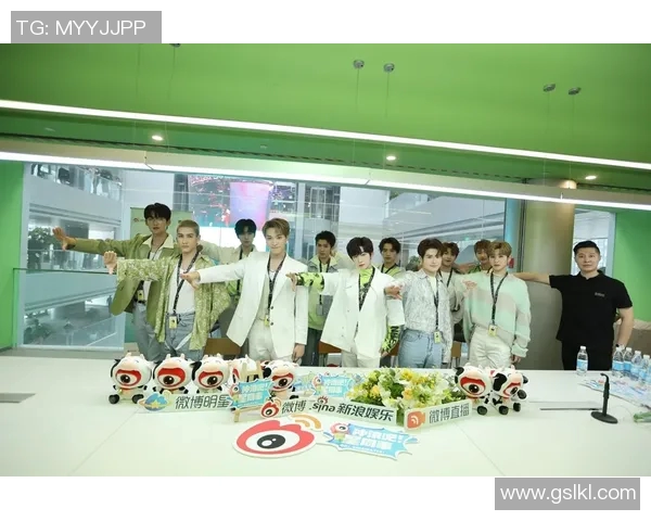 卡通足球明星墙画图案创意设计让你的房间充满活力与运动气息